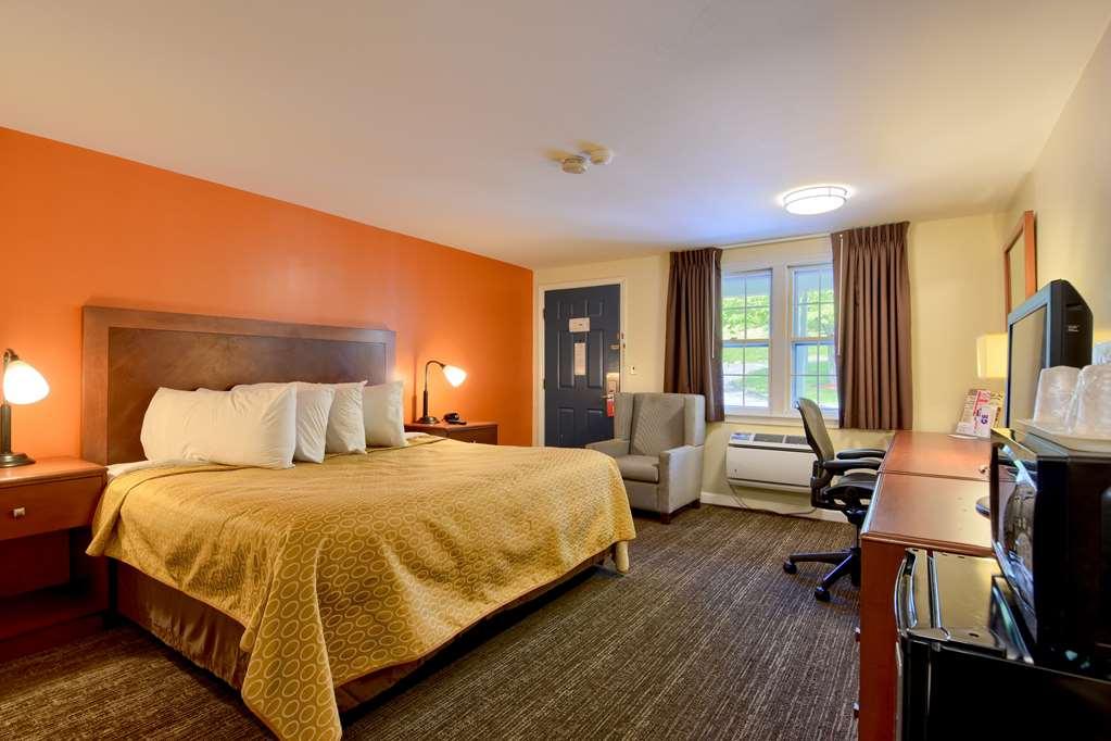 Knights Inn Danvers Room photo