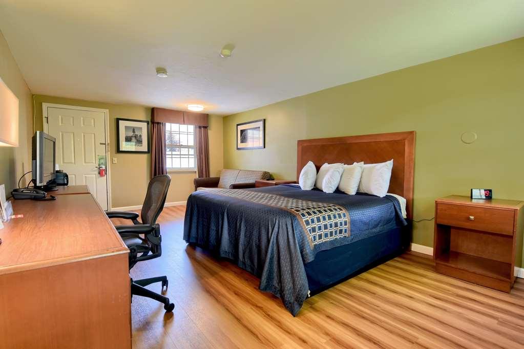 Knights Inn Danvers Room photo